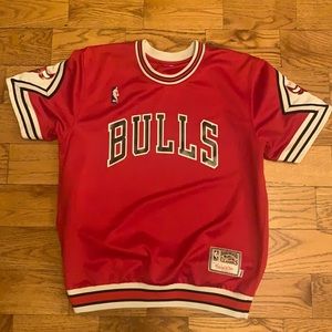 Mitchell and Ness Chicago Bulls shooting shirt